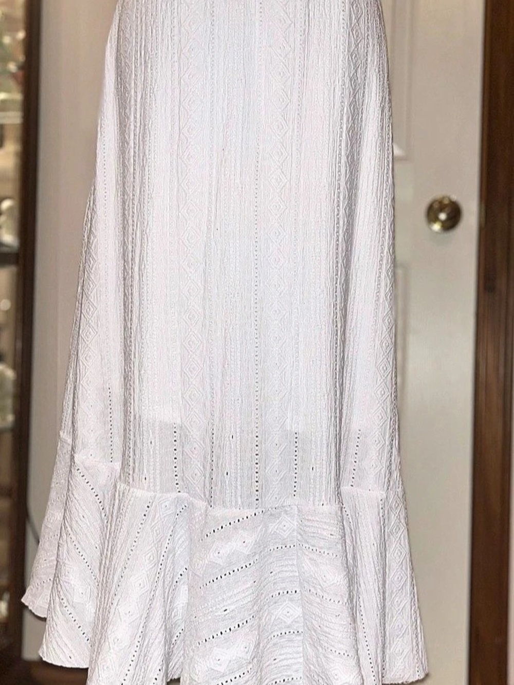 White Button-Front High-Low Skirt - Picture 2 of 6